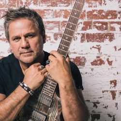JON STEVENS announces his highly anticipated ‘Starlight’ Australian Tour with very special guest Kate Ceberano