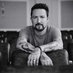 FRANK TURNER announces new album ‘UNDEFEATED’ to be released on May 3rd via XTRA Mile Recordings