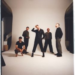 KAISER CHIEFS Announce 2025 Australian Tour Celebrating 20 Years Of Employment This November