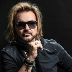 Rikki Rockett of Poison (Video Interview)